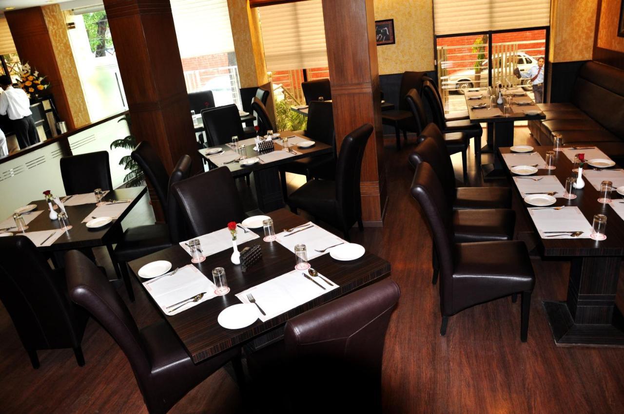 Divine Paradise Nueva Delhi Exterior foto